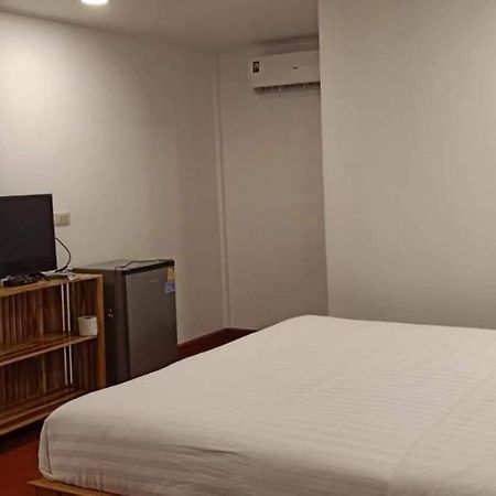 King Fa House Hotel Mae Sot Bagian luar foto