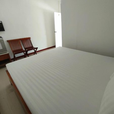 King Fa House Hotel Mae Sot Bagian luar foto