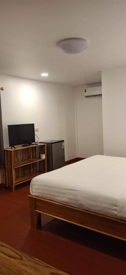 King Fa House Hotel Mae Sot Bagian luar foto