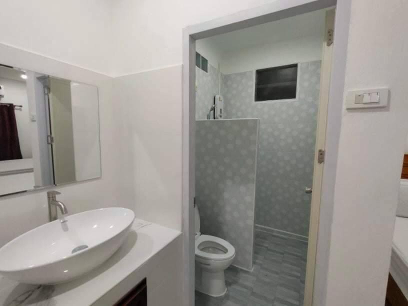 King Fa House Hotel Mae Sot Bagian luar foto